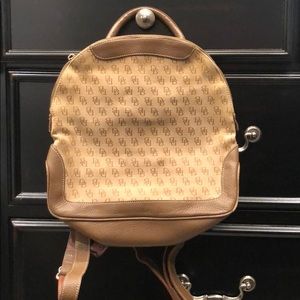 Vintage Dooney & Bourke backpack